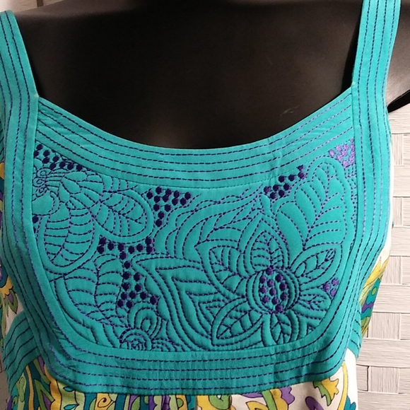 Dress - Picture 4 of 12